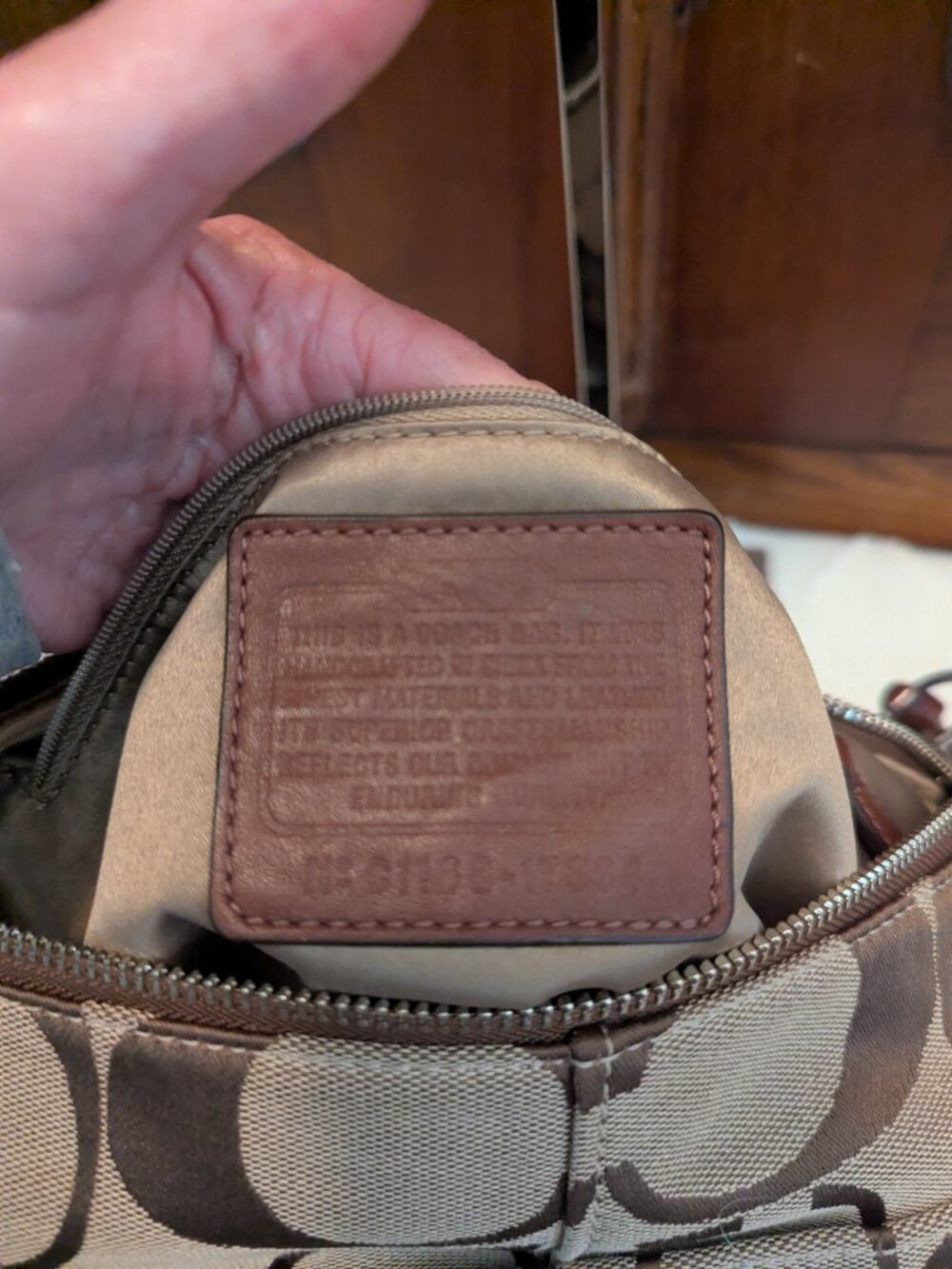 Coach Chelsea Ashlyn Signature Canvas Shoulder Bag Color Khaki/Brown Lrg 17834 - Picture 11 of 12